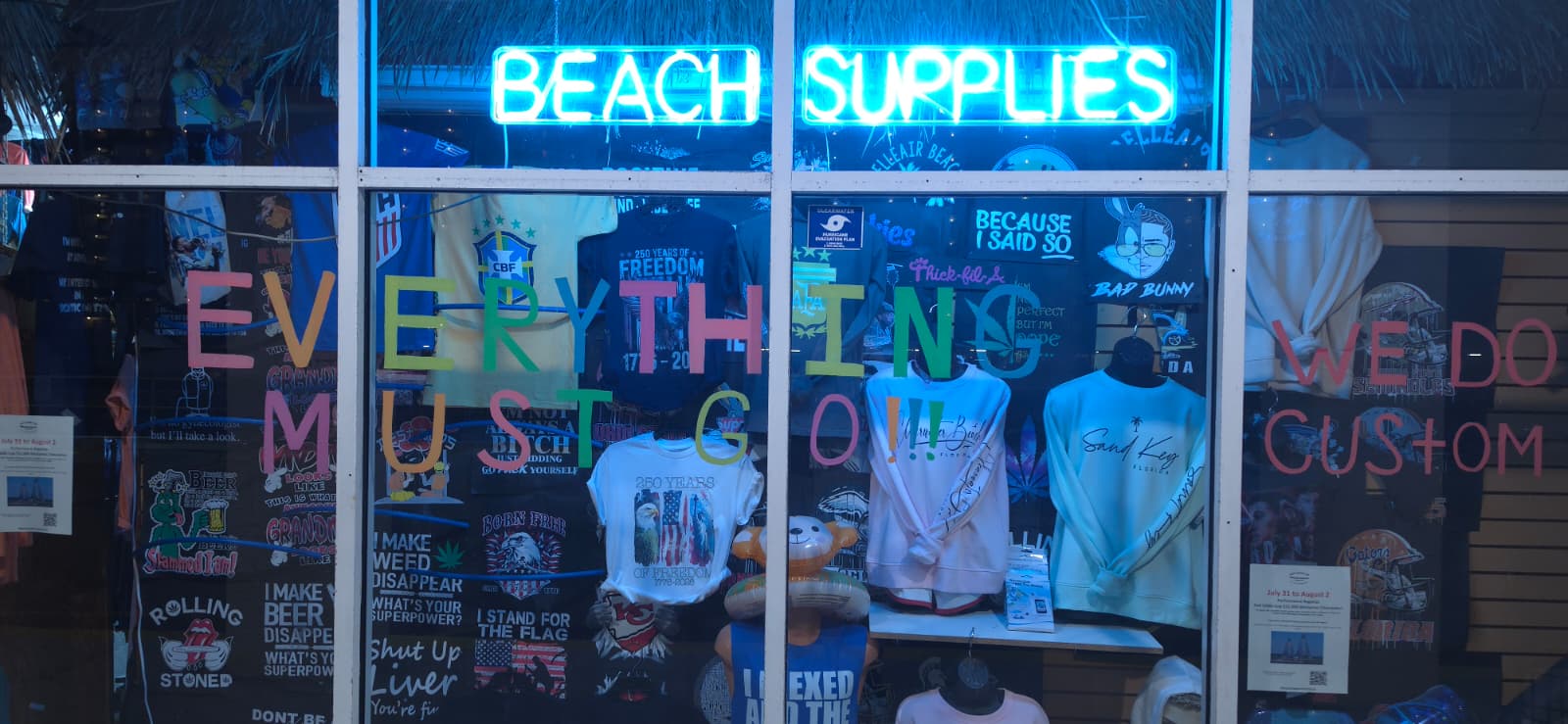 Merry Mouse Sand Key storefront display